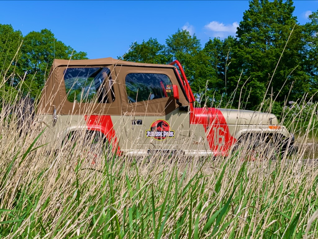 Jurassic Jeep